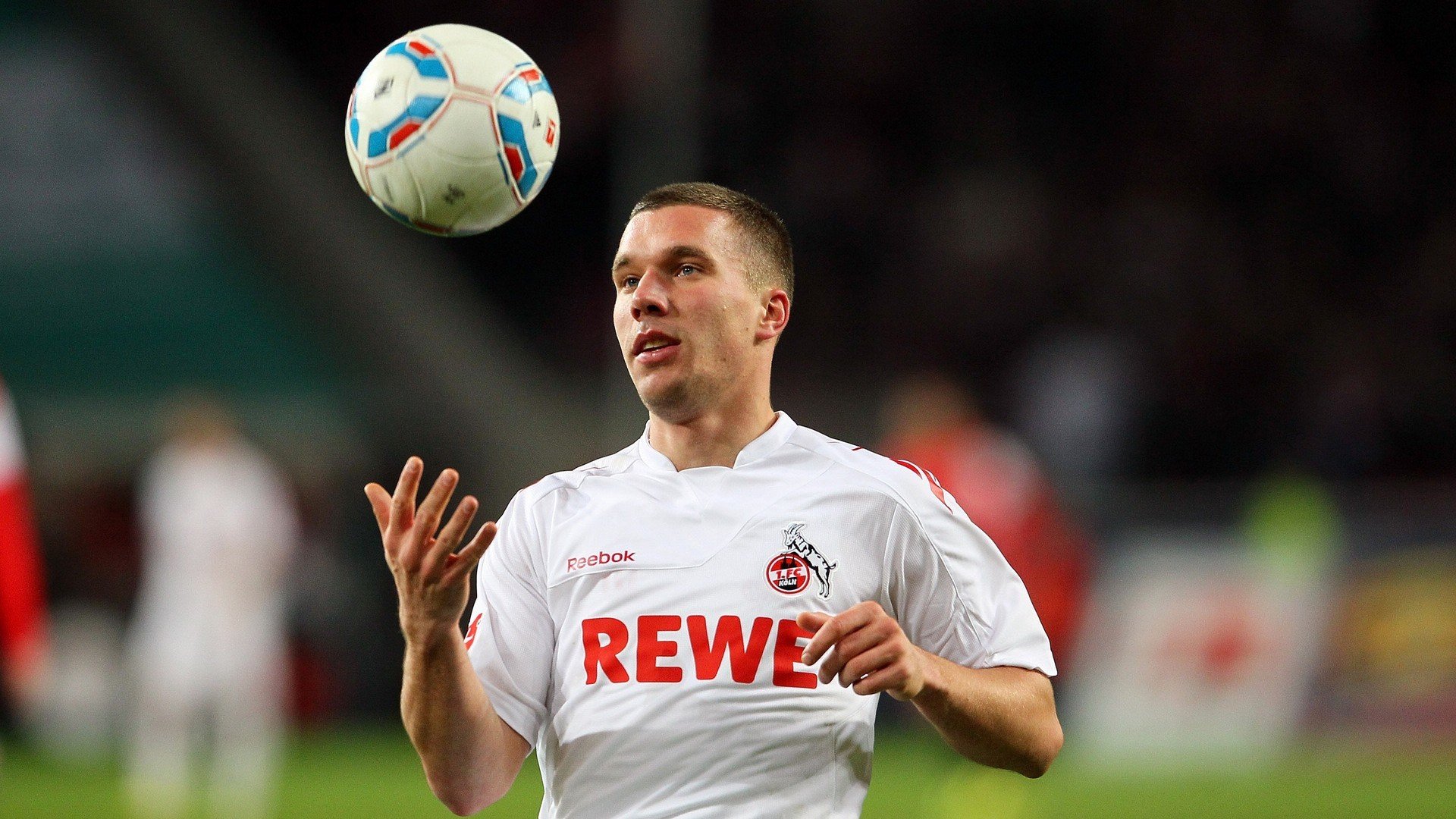 世界杯激战正酣:精彩瞬间不断刷新纪录!,世界杯锦集